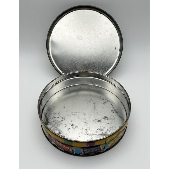 Vintage 1997 Hershey's Fun Tin Assorted Miniatures Round Storage Tin 5.3oz Used - Picture 3 of 5